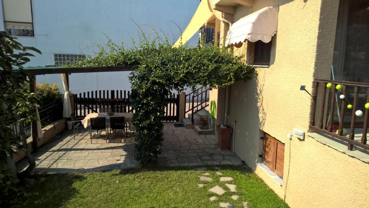 Euphoria Beach House Palaiontsiflikion Bagian luar foto