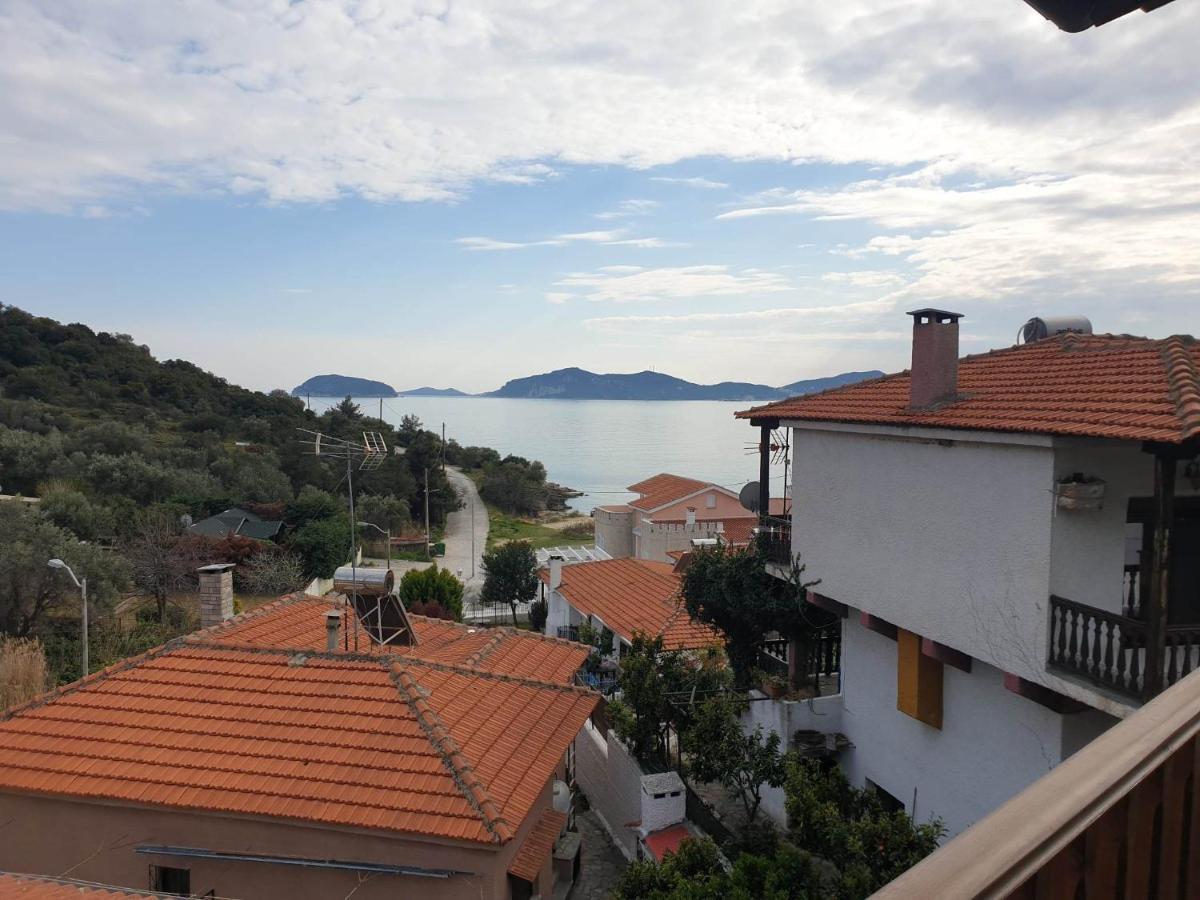 Euphoria Beach House Palaiontsiflikion Bagian luar foto